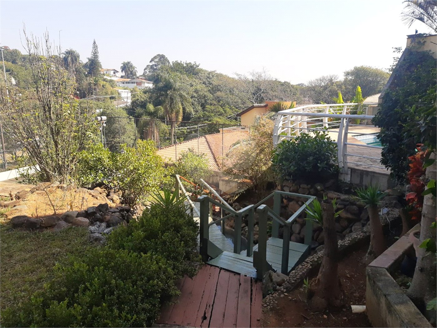 Casa à venda com 5 suítes em Jardim Leonor, São Paulo, SP