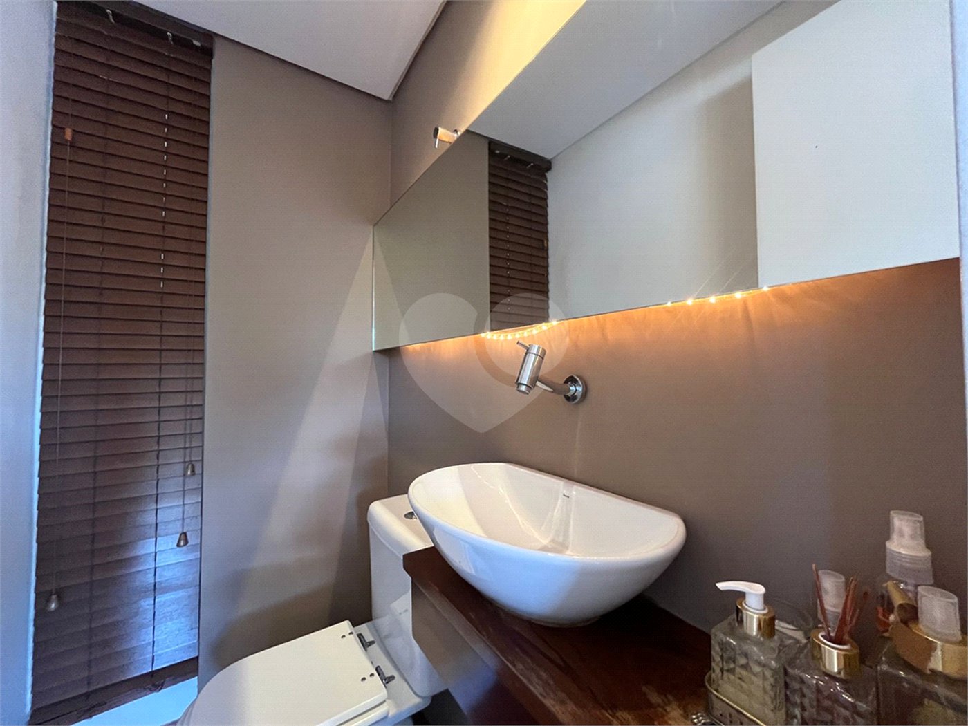Apartamento à venda com 3 quartos, sendo 1 suíte, em Tremembé, São Paulo, SP