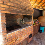 Chácara à venda com 4 quartos, sendo 1 suíte, em Saboó, São Roque, SP