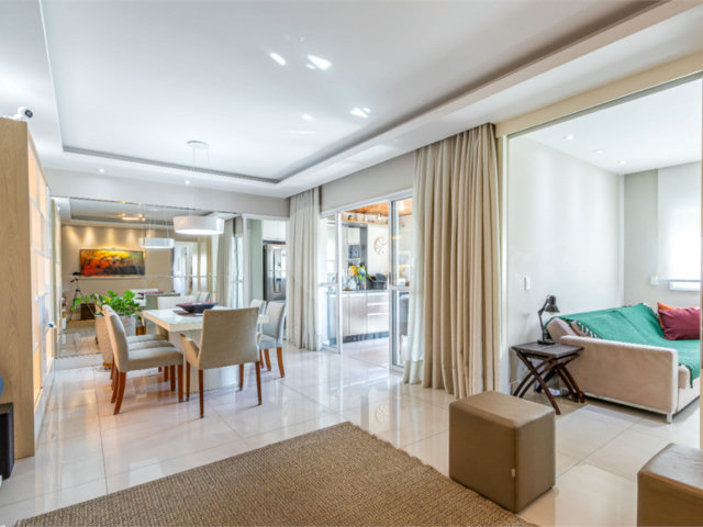 Apartamento à venda com 3 quartos, sendo 1 suíte,  em Chácara Santo Antônio, São Paulo, SP