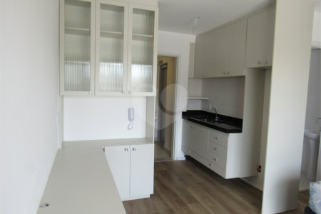 Apartamento à venda ou para alugar com 1 quarto em Parada Inglesa, São Paulo, SP