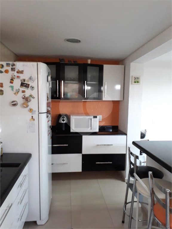 Sobrado à venda com 3 quartos, sendo 1 suíte, em Jardim Santa Mena, Guarulhos, SP
