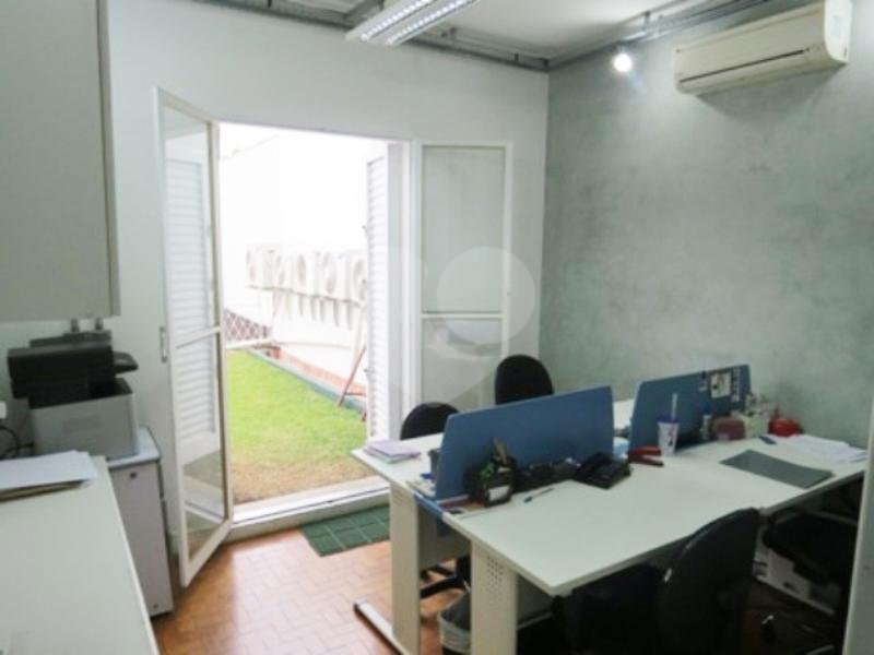 Sobrado à venda com 3 quartos em Brooklin Paulista, São Paulo, SP