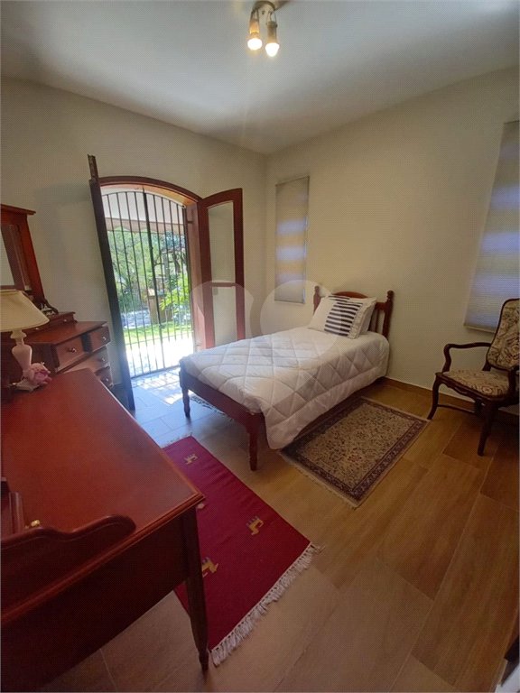 Casa à venda com 5 quartos, sendo 2 suítes, no condomínio Estância Marambaia, Vinhedo - SP