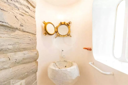 Casa de Vila à venda ou para alugar com 4 quartos, sendo 1 suíte, em Granja Julieta, São Paulo, SP