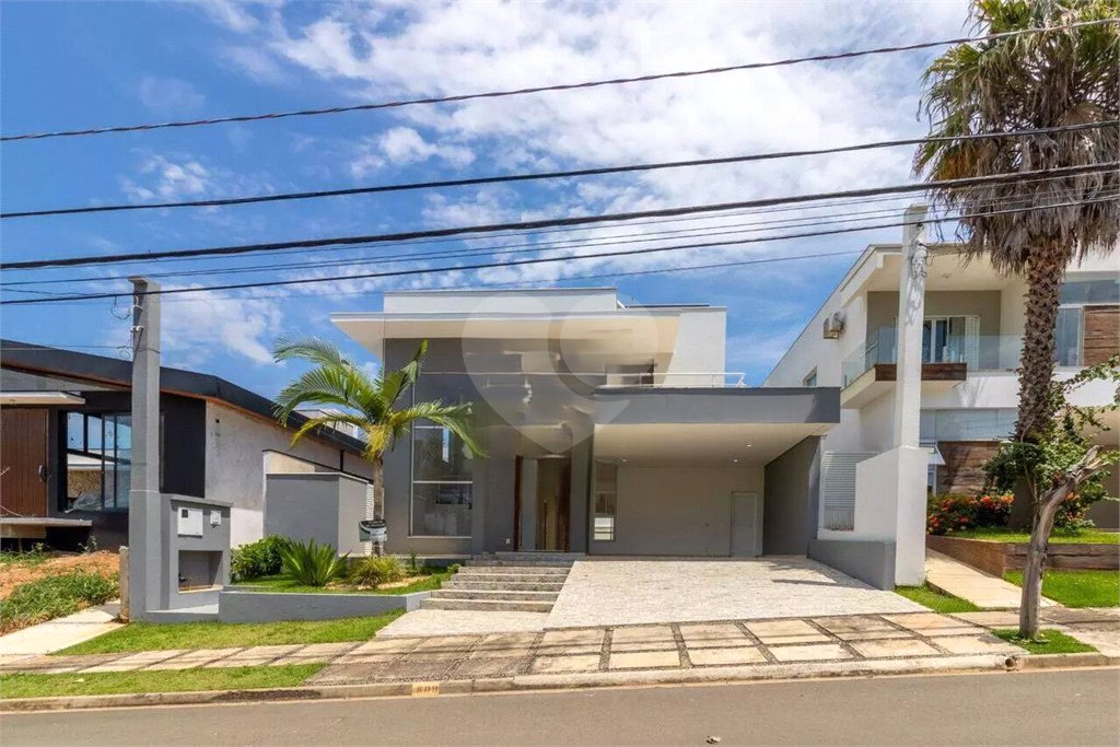 Casa à venda com 3 suítes no condomínio Mont Blanc, Sorocaba - SP