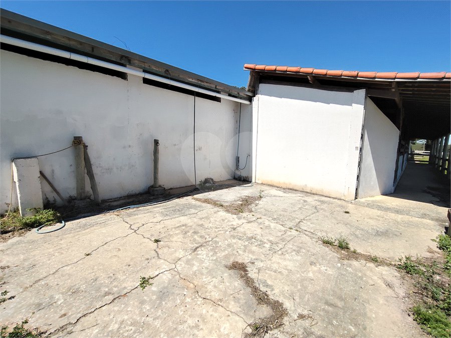 Fazenda para alugar com 3 quartos em Vila Santana, Itapetininga, SP