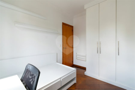 Apartamento à venda com 4 quartos, sendo 1 suíte, em Saúde, São Paulo, SP
