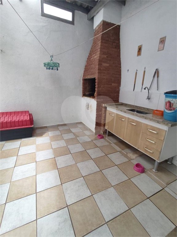 Sobrado à venda com 3 quartos, sendo 1 suíte, em Jardim Alvinópolis, Atibaia, SP