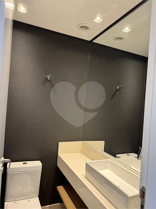 Apartamento para alugar com 3 suítes em Vila Gertrudes, São Paulo, SP