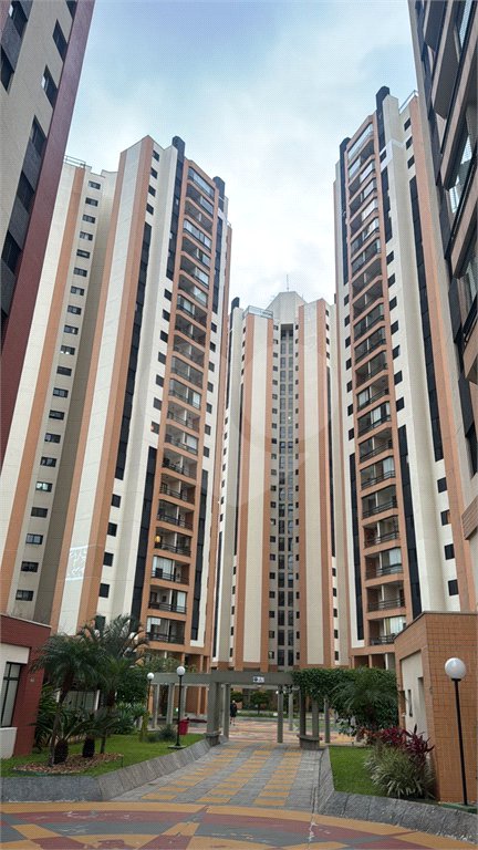 Apartamento para alugar com 2 quartos, sendo 1 suíte, em Jardim Íris, São Paulo, SP