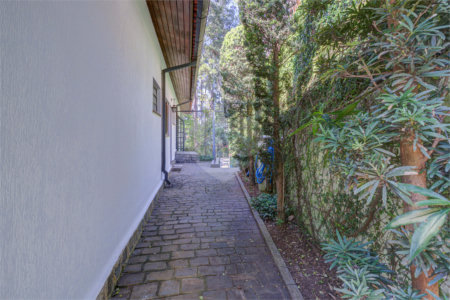 Casa Térrea à venda com 4 quartos, sendo 1 suíte, em Jardim Marajoara, São Paulo, SP
