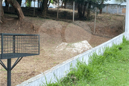 Terreno à venda em Jardim Maristela, Atibaia, SP