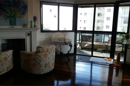 Apartamento à venda com 4 quartos, sendo 3 suítes, em Jardim São Paulo(zona Norte), São Paulo, SP