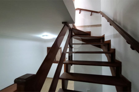 Casa à venda com 2 suítes no condomínio Village Palmas, São Paulo - SP