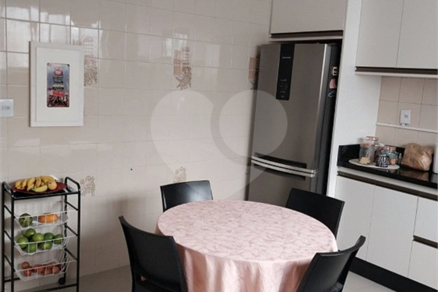 Sobrado à venda com 2 quartos em Tremembé, São Paulo, SP