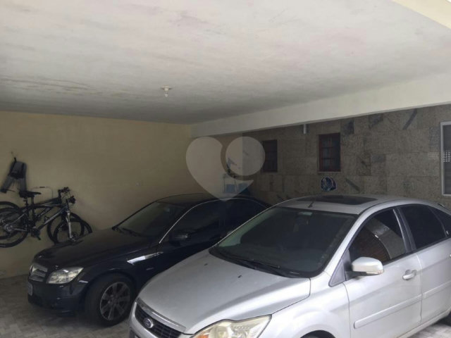 Sobrado à venda com 3 quartos, sendo 1 suíte,  em Jardim Virginia Bianca, São Paulo, SP