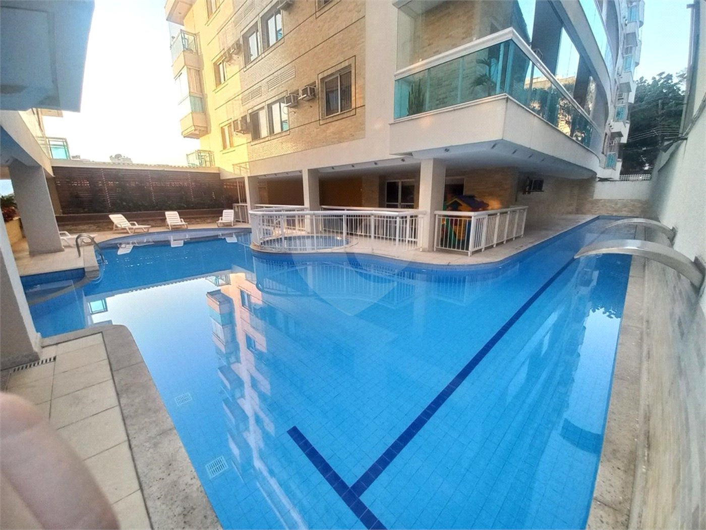 Cobertura à venda com 4 quartos, sendo 2 suítes, em Jacarepaguá, Rio de Janeiro, RJ