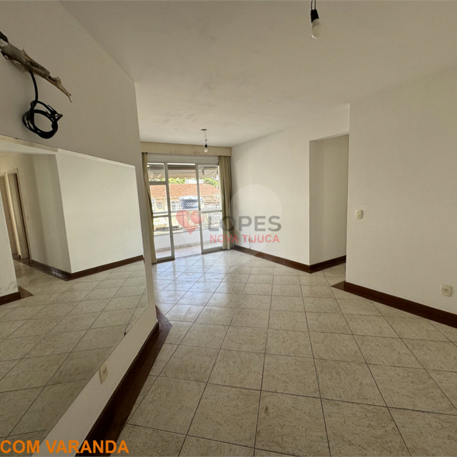 Apartamento à venda com 3 quartos, sendo 1 suíte, em Grajaú, Rio de Janeiro, RJ
