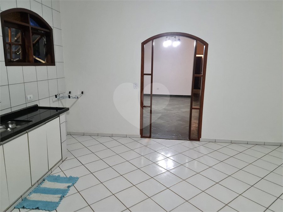 Sobrado para alugar com 3 quartos, sendo 2 suítes, em Jardim Paulista, Atibaia, SP