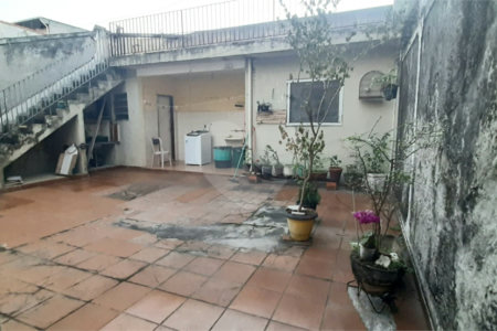 Casa à venda com 3 quartos, sendo 1 suíte, em Vila Nivi, São Paulo, SP
