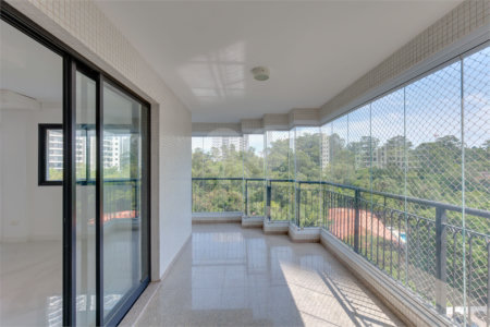 Apartamento à venda com 4 suítes em Jardim Marajoara, São Paulo, SP