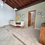 Casa à venda com 4 quartos, sendo 1 suíte, em Santa Cândida, Vinhedo, SP