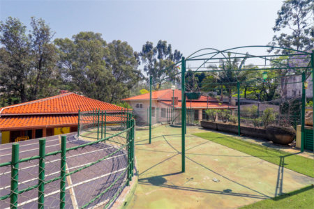 Sobrado à venda com 3 suítes, em Jardim das Bandeiras, São Paulo, SP
