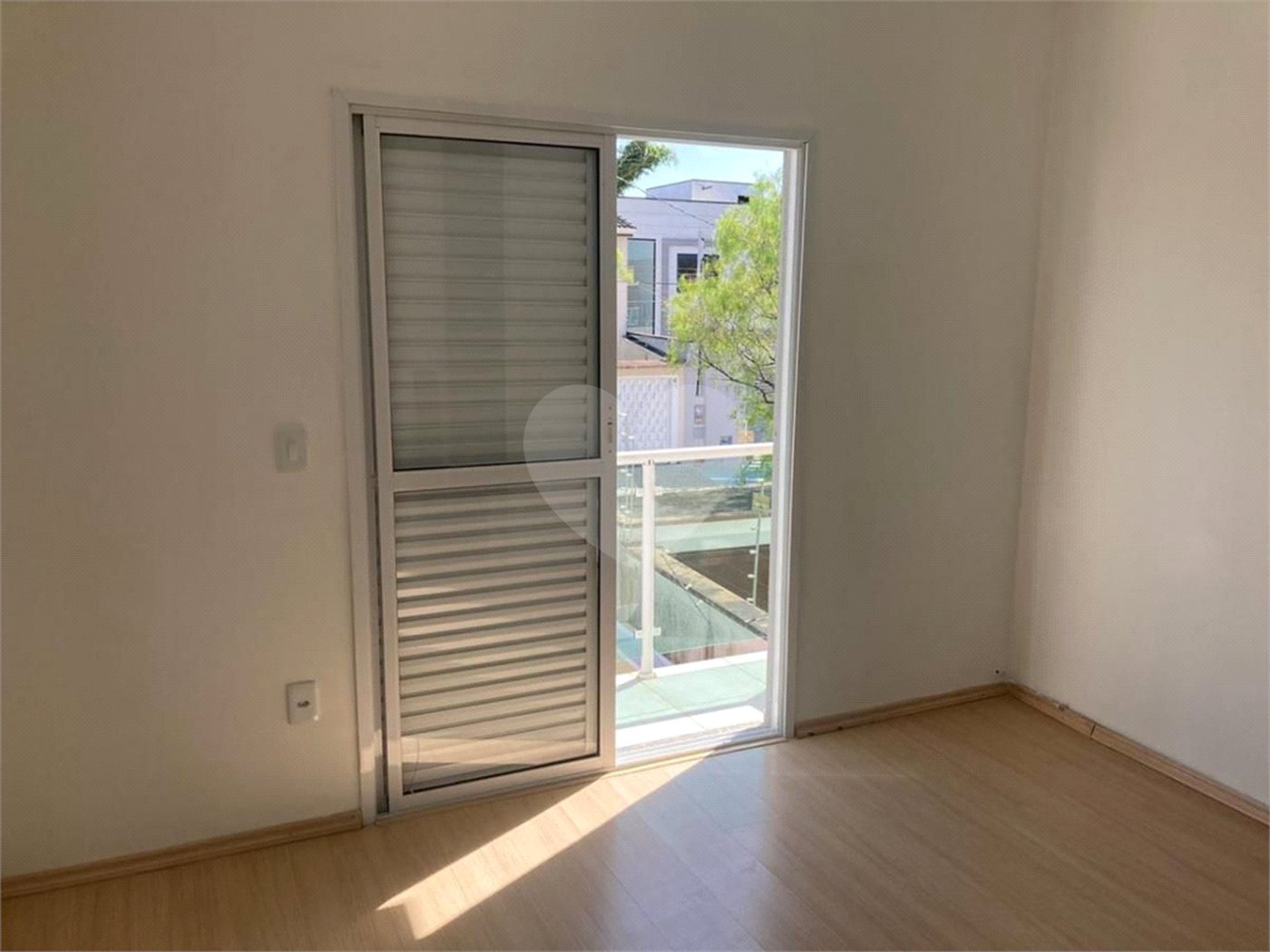 Sobrado à venda com 3 quartos, sendo 1 suíte, em Jardim Nathalie, Mogi das Cruzes, SP