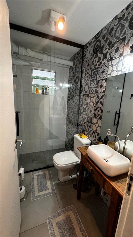 Sobrado à venda com 3 quartos, sendo 1 suíte, em Vila Mariana, São Paulo, SP