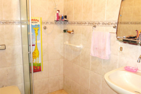 Sobrado à venda com 4 quartos, sendo 1 suíte, em Cambuci, São Paulo, SP