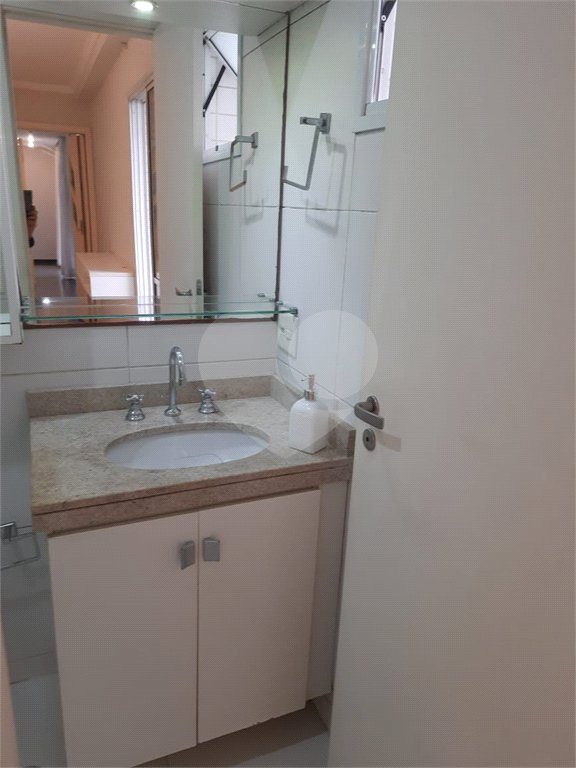 Apartamento à venda ou para alugar com 3 quartos, sendo 1 suíte, em Cidade São Francisco, São Paulo, SP