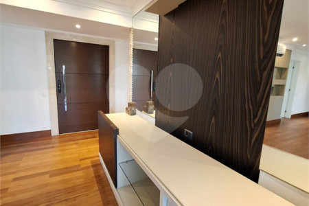 Apartamento à venda com 4 quartos, sendo 3 suítes,  em Vila Gertrudes, São Paulo, SP
