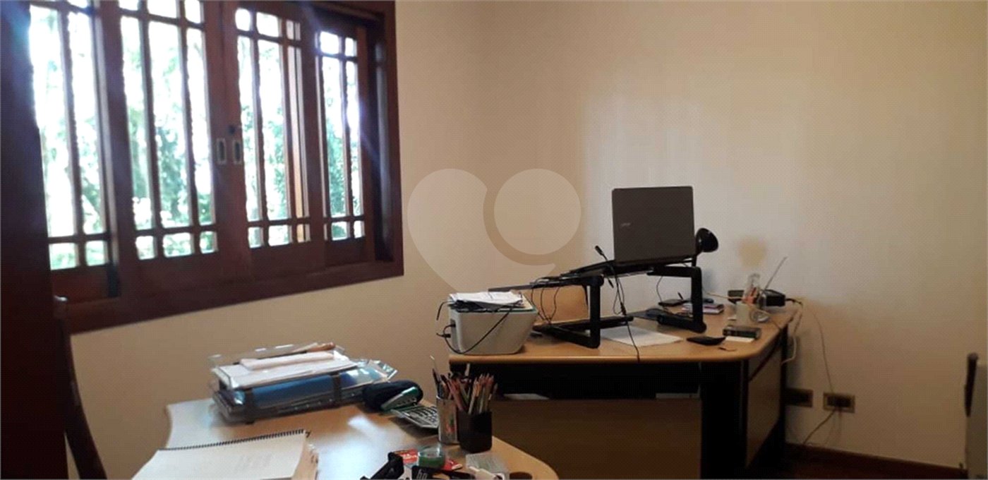 Casa à venda com 3 quartos, sendo 4 suítes,  no condomínio Alpes da Cantareira, Mairiporã - SP