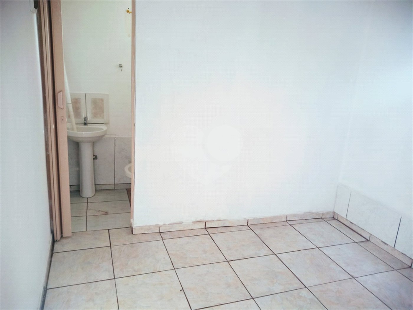 Casa Térrea à venda com 2 suítes em Jardim São Francisco, Mogi das Cruzes, SP
