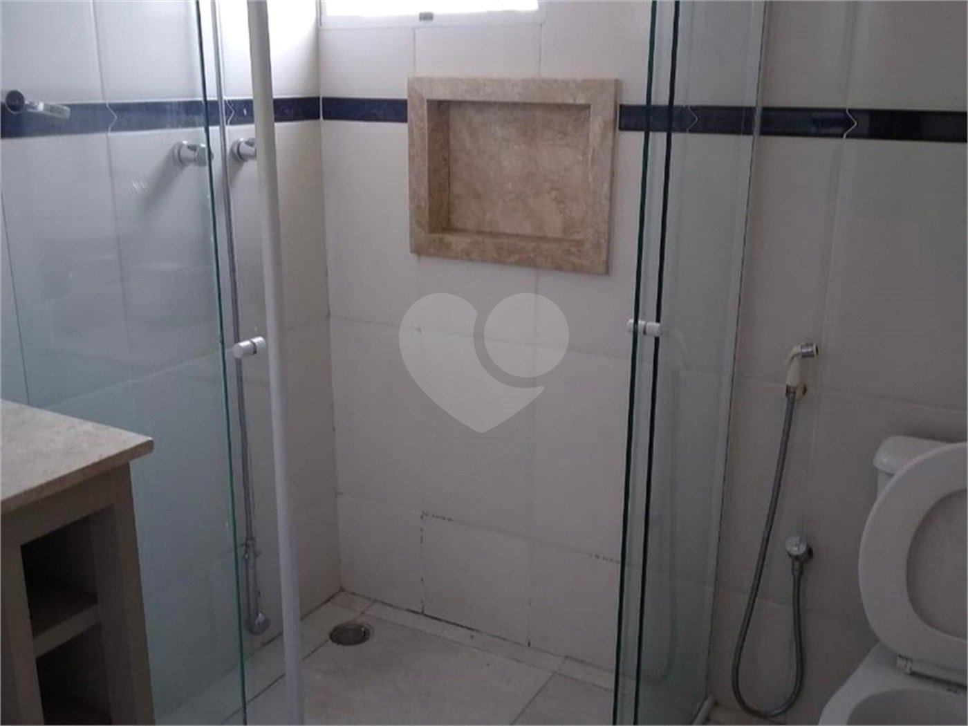 Casa à venda com 3 quartos, sendo 1 suíte, no condomínio Villagio Milano, Sorocaba - SP