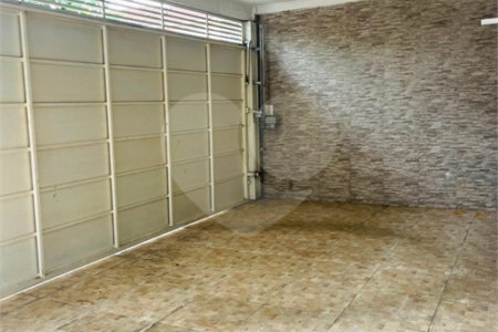 Casa à venda com 4 quartos, sendo 1 suíte, em Santo Amaro, São Paulo, SP