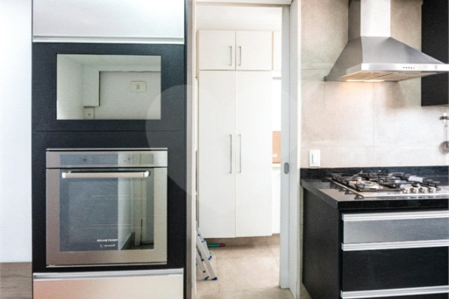 Apartamento à venda com 3 quartos, sendo 1 suíte, em Paraíso, São Paulo, SP