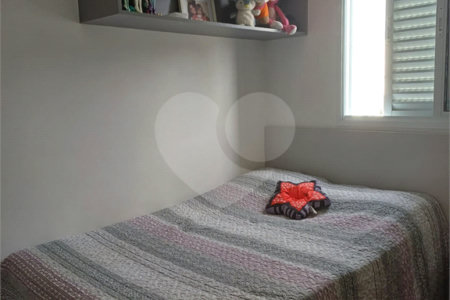 Casa à venda com 3 quartos, sendo 1 suíte, no condomínio Tirreno, Sorocaba - SP