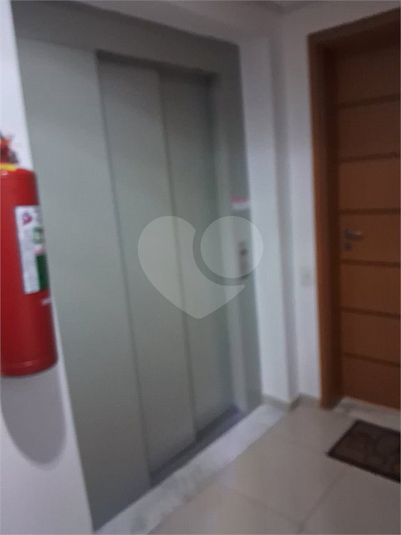 Apartamento à venda com 2 quartos, sendo 1 suíte,  no Centro, Mogi das Cruzes, SP