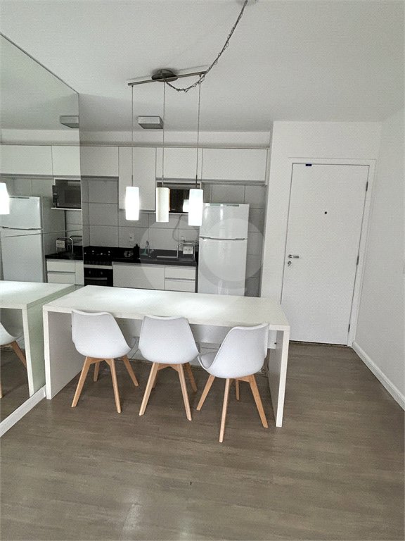 Apartamento à venda com 3 quartos, sendo 1 suíte, em Vila Andrade, São Paulo, SP