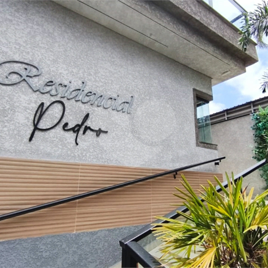 Casa à venda com 2 suítes no condomínio Residencial Paranaguá, São Paulo - SP