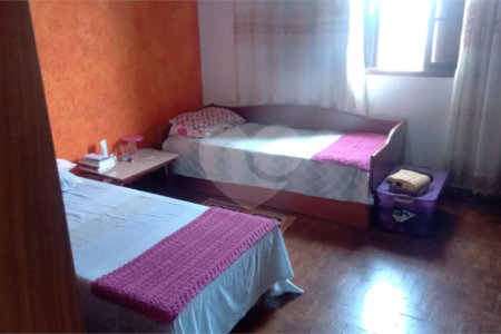 Casa à venda com 3 quartos, sendo 1 suíte, em Vila Medeiros, São Paulo, SP