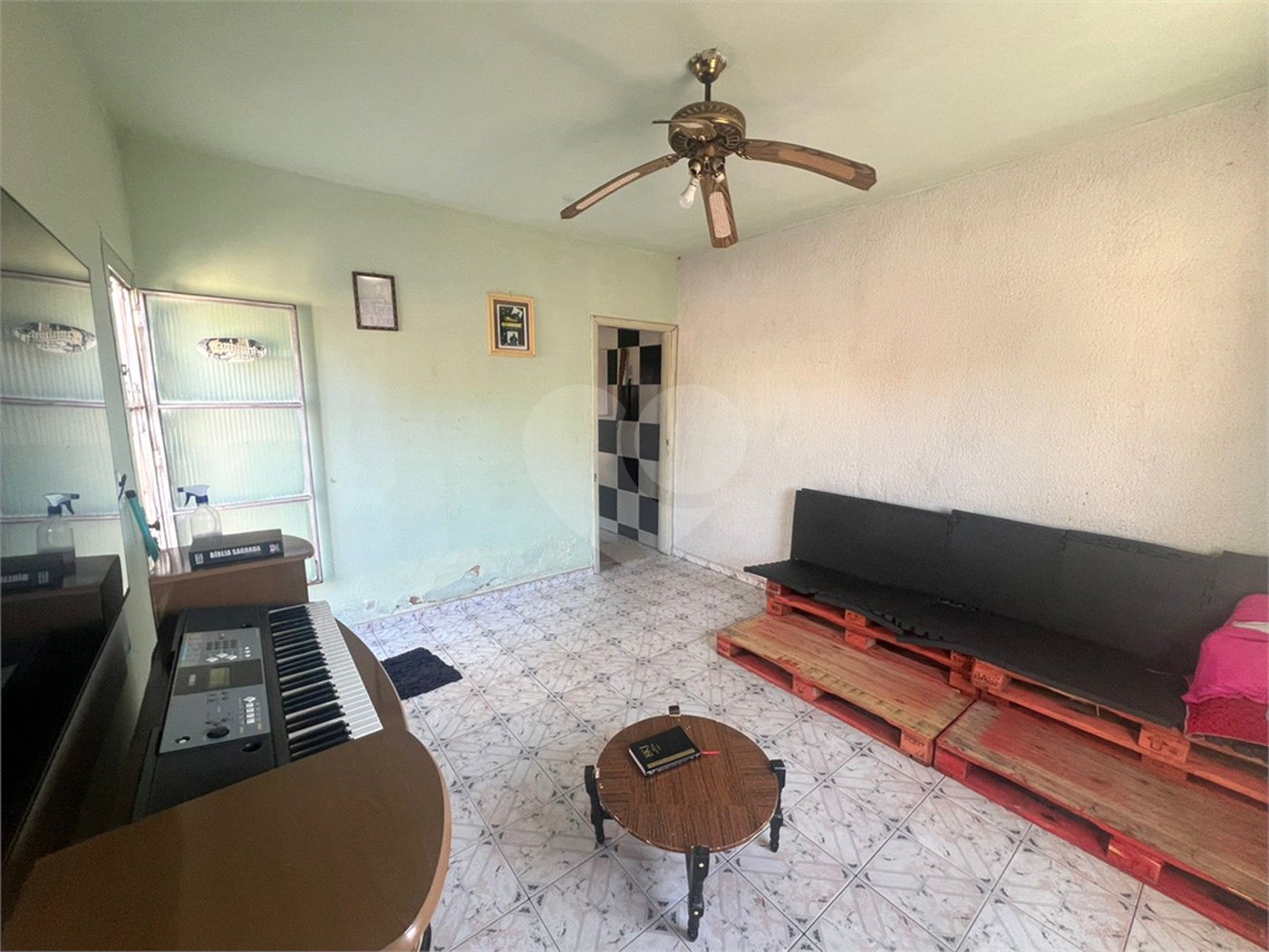 Casa à venda com 2 quartos em Jardim Leonel, Itapetininga, SP