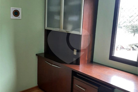 Apartamento à venda com 3 quartos, sendo 1 suíte, em Santo Amaro, São Paulo, SP