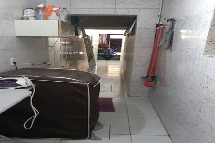 Sobrado à venda com 4 quartos em Parque Edu Chaves, São Paulo, SP