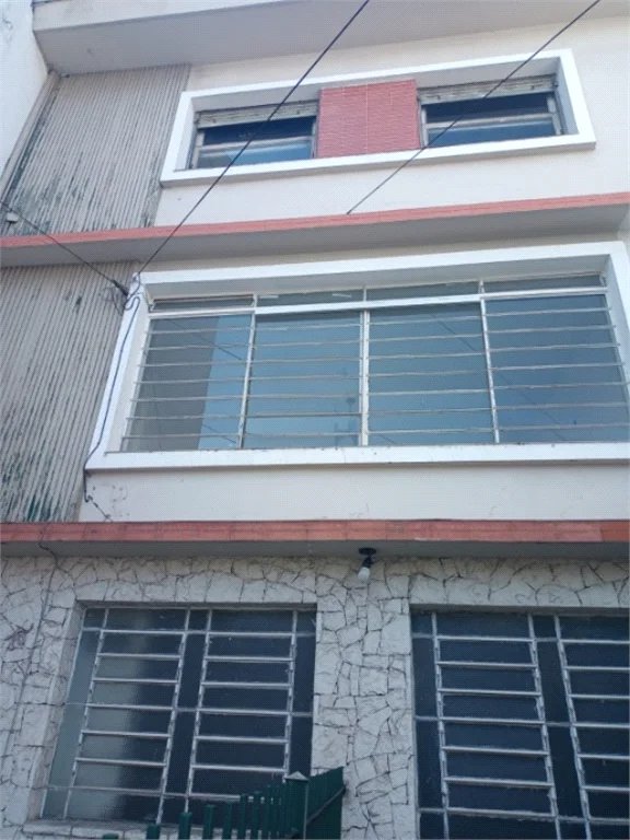 Sobrado à venda com 3 quartos em Vila Romana, São Paulo, SP