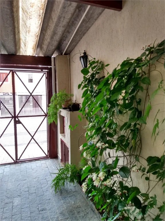 Sobrado à venda com 3 quartos em Vila Cordeiro, São Paulo, SP