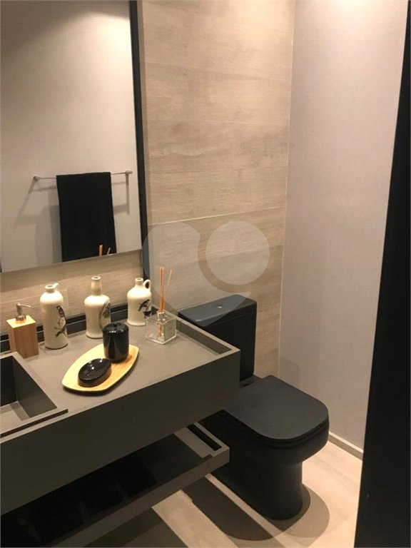 Apartamento à venda com 2 quartos, sendo 1 suíte,  em Jardim das Acácias, São Paulo, SP