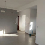 Casa à venda com 3 quartos, sendo 2 suítes, no condomínio Reserva dos Jatobás, Louveira - SP